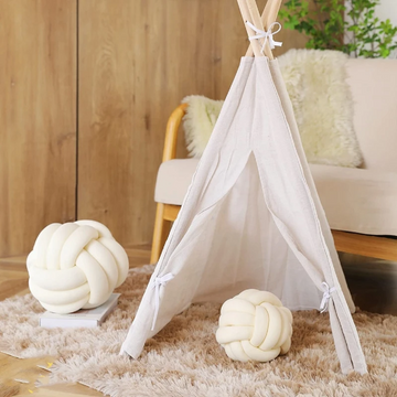 Knot Ball Round Throw Pillows