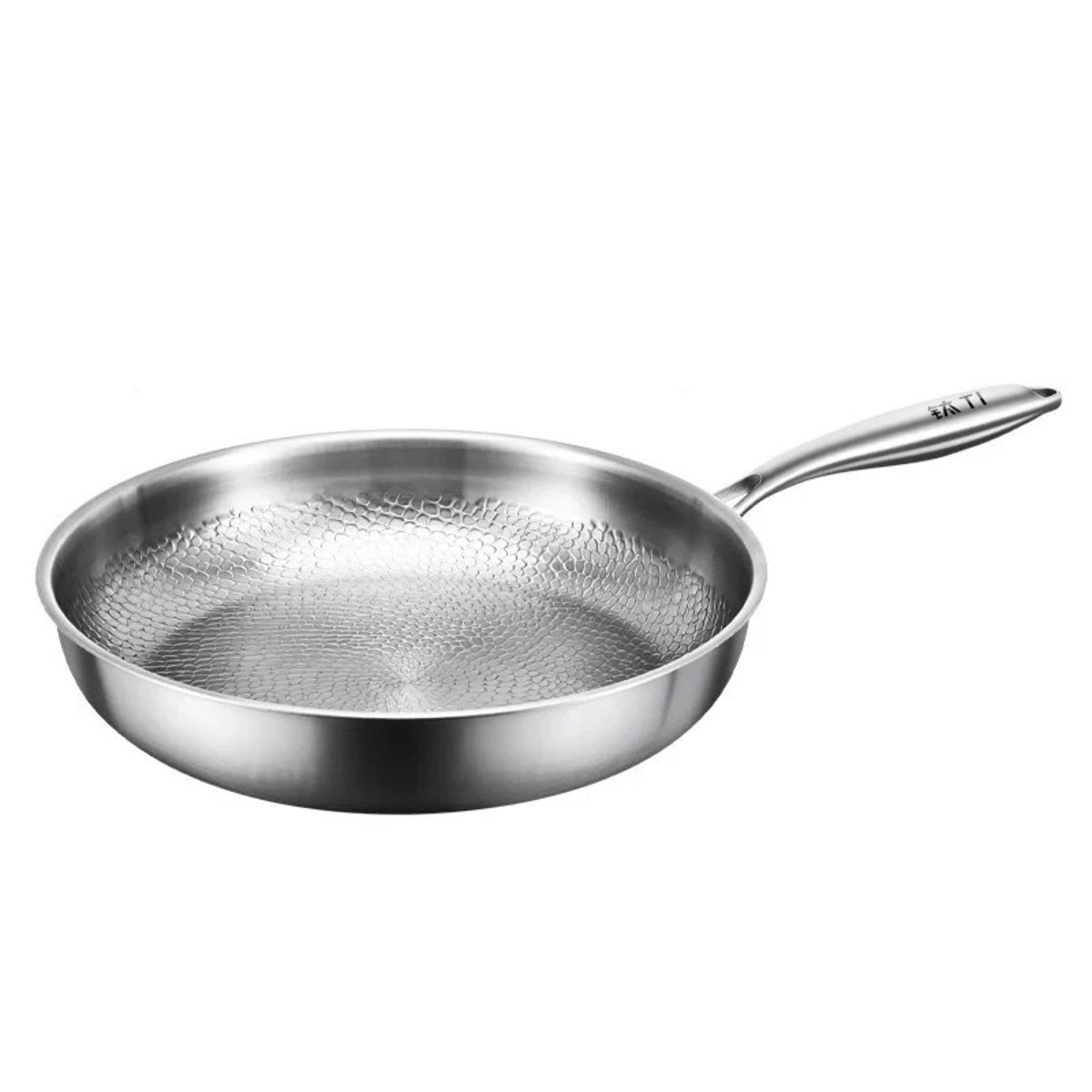 Titanium Frying Pan – Uncoated Non-Stick Hammer-Pattern Cookware