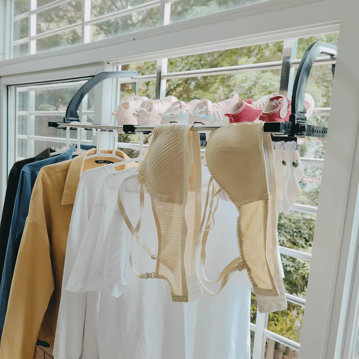 Drying Rack For Balcony Portable Folding Balcony Drying Rack – Retractable with Sock Clips