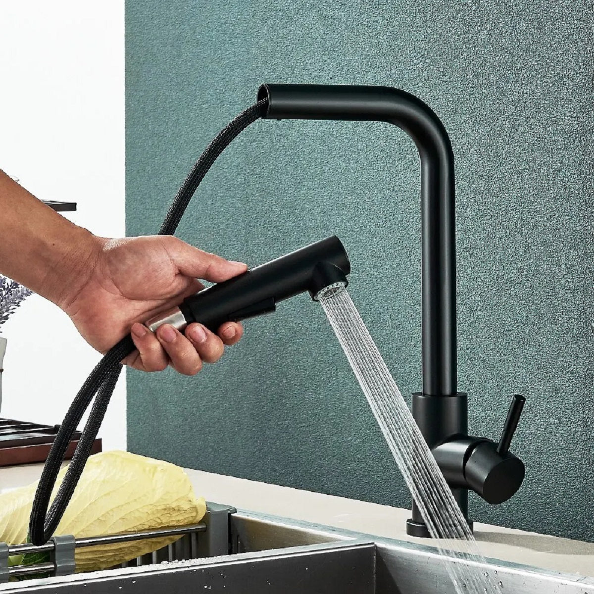 Black Pull-Out Kitchen Sink Faucet with Dual-Mode Sprayer Mixer Tap