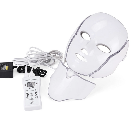 The rosacea phototherapy mask BLXCK NORWAY™