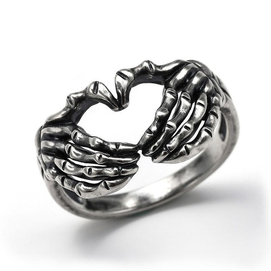 Handmade heart hand ring blxck norway™